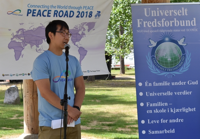 10.greeting from Korea